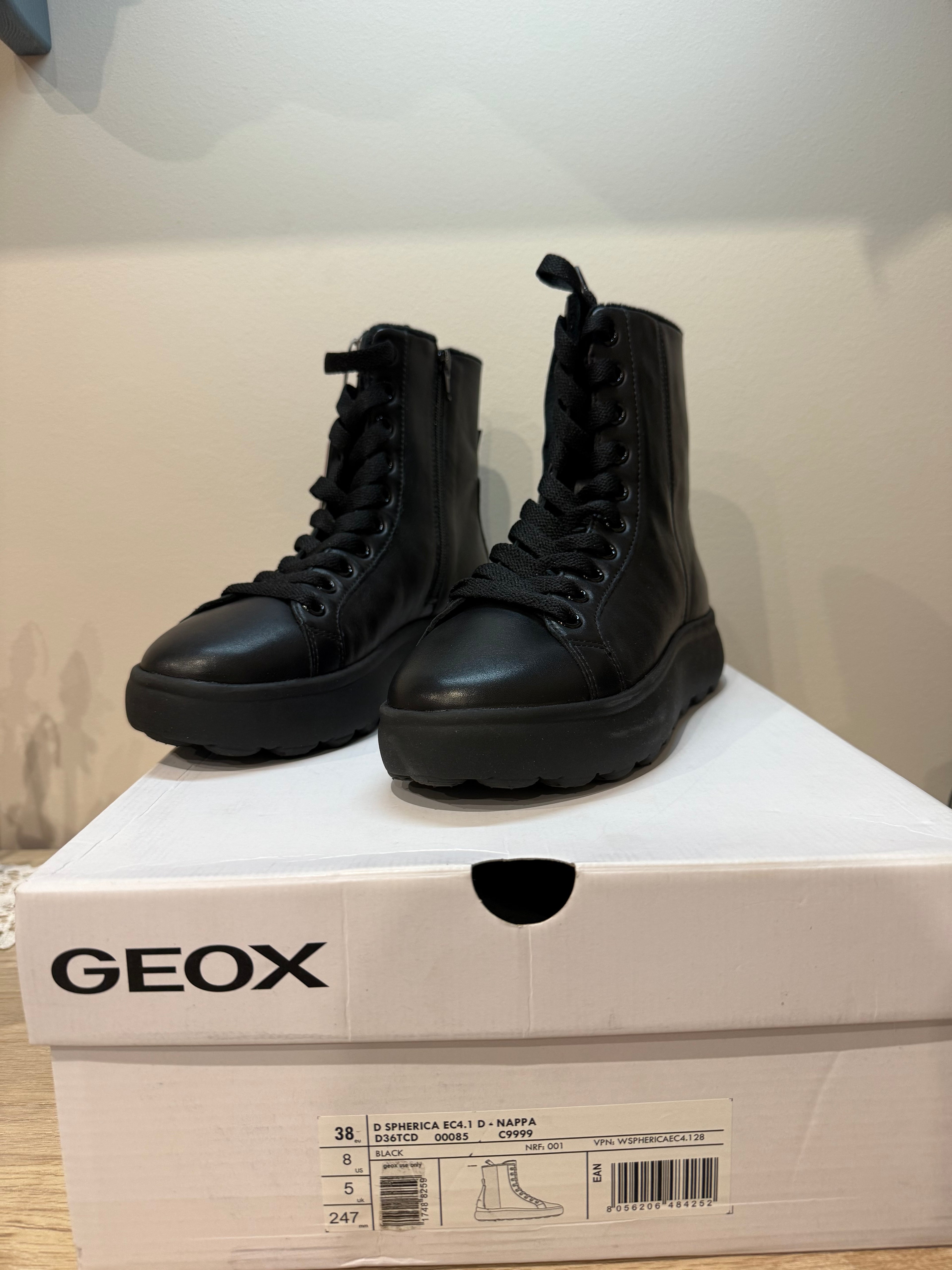 Stivaletti Geox